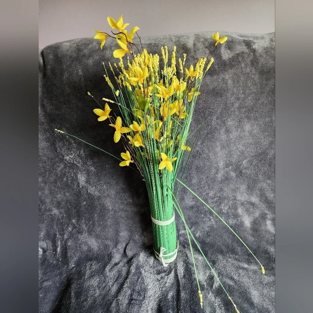 NWT lot of 2 Yellow Forsythia & Grass Bundle 24' spring summer home decor accent